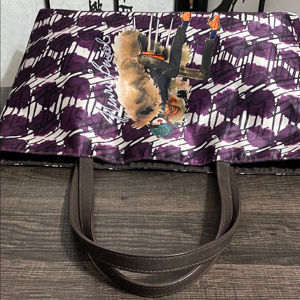 Henri Bendel Purple Illustrated Canvas Tote with Fashion Print - Picture 11 of 13
